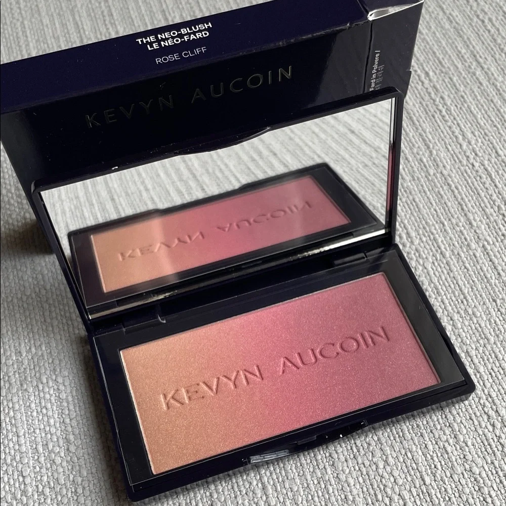 Kevyn Aucoin brand new